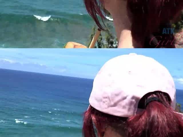 Beauty Amateur Redhead Teen make Perfect Blowjob