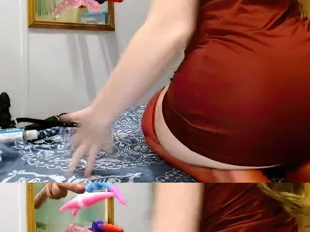 Amateur Webcam Teen Masturbates And Teases