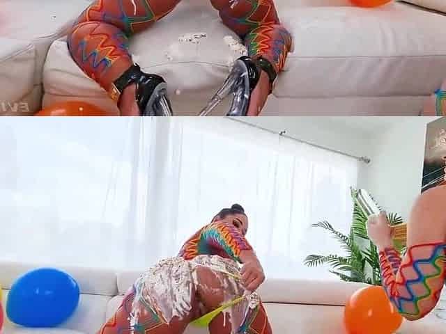 Sophia screws Monica's anal opening with phallic toys - Sploshing Anal three-Way