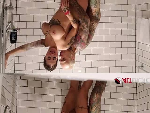 Banging tattooed wench Heidi Van Sexually excited in the shower