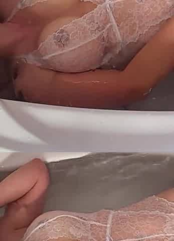 Masturbate and Cum in Bathtub While Holding My Breath Underwater