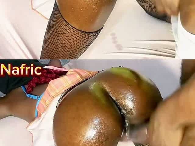 Skinny Black rides knob