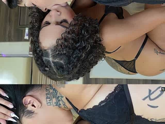 Kissing - Hot Brunette Deep Kisses