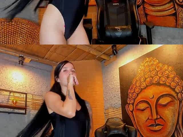 Latina Whore Masturbates on Camera for Everyone