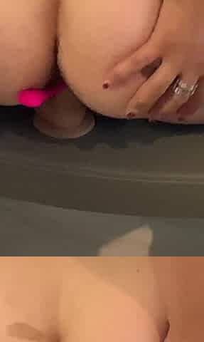A Lot of Desire to Ride the Cock on the Chair and Fill It with Pussy Humors