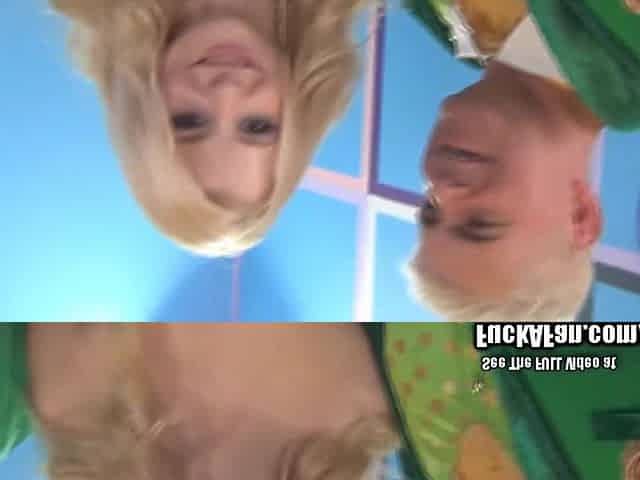 Goo Swapping Hawt Titty Blond Bang a Fan Blond