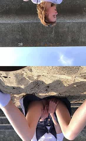 Amateur hottie solo masturbation