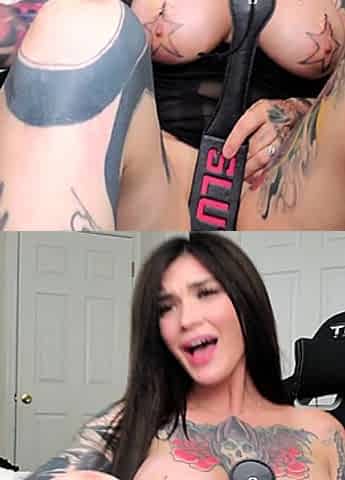 Brunette Solo Webcam Masturbation