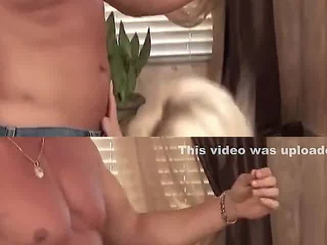 Nick Manning And Stevie Shae - Spectacular Blonde Babe Is Draining Hard Cock In The Bathroom
