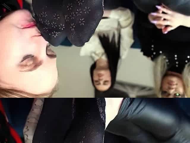 Dominica Leoni Loves Lesbian Foot Fetish