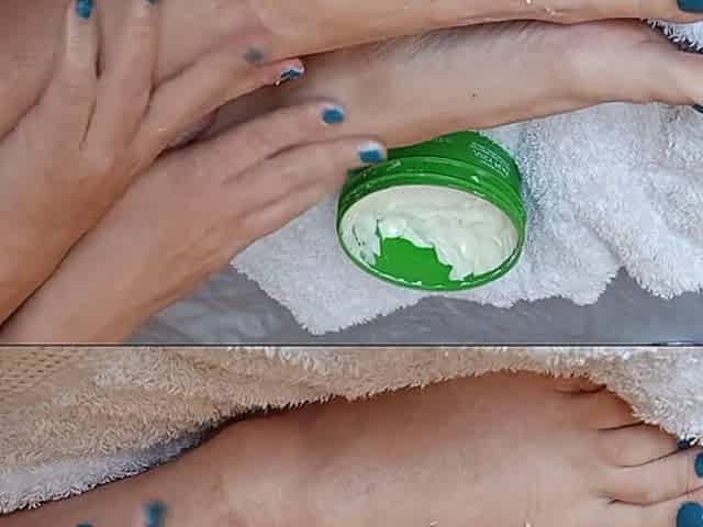 Foot Worhsip - Giving Myself a Foot Massage