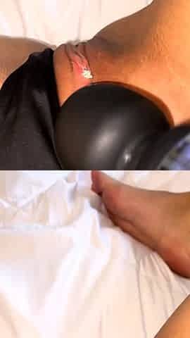 Dirty MILF Takes a Big Cock Up Her Twat