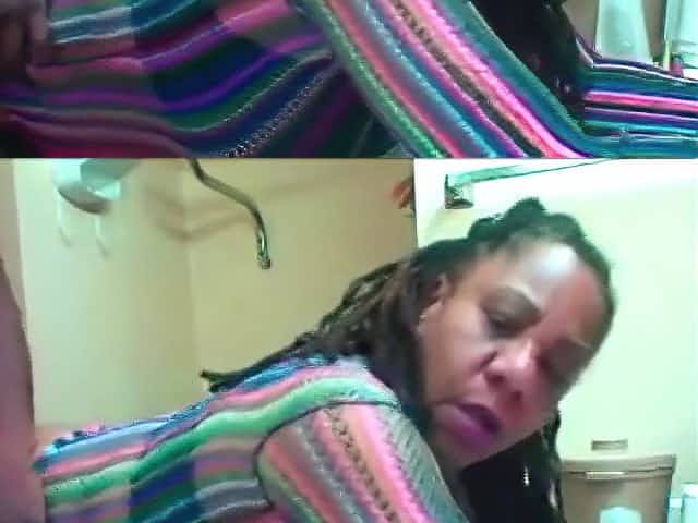 Mature ebony cheating on husband while on the phone with him