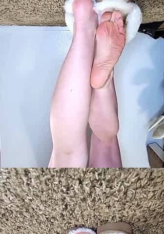 Slutty girl foot fetish with masturbation