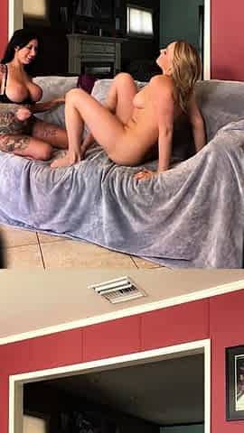 Blonde and brunette lesbians lick their feet