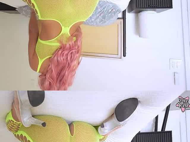 Omg! My Hot Wife Lets Me Cum All Over Her Face - Lexis Star
