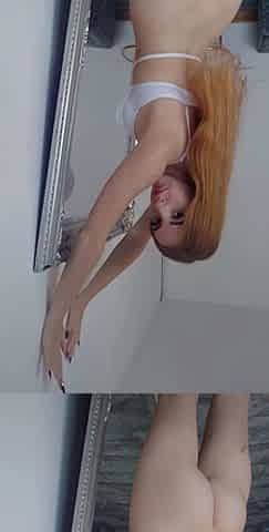 Blonde amateur gives webcam show with toys