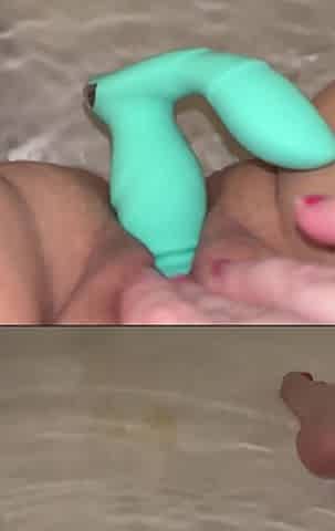 Self Thrusting Dildo in my Pussy