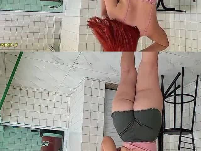 This maid actually turns me on, her butt is adorable, I can't control myself.