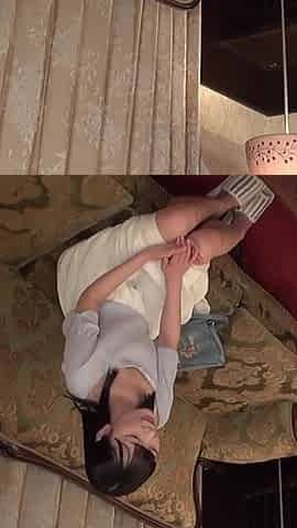 A Popular Magazine Model Massaged in the Clinic -3
