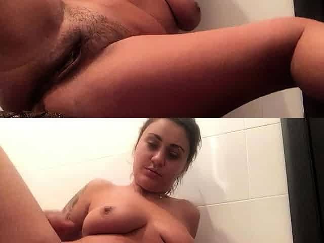 Urine fetish babe masturbates in her pee