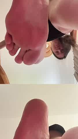 You Love to Admire My Feet