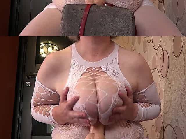 Curvy mother i'd like to fuck with large titties and large butt screwed a large rubber wang. PAWG.