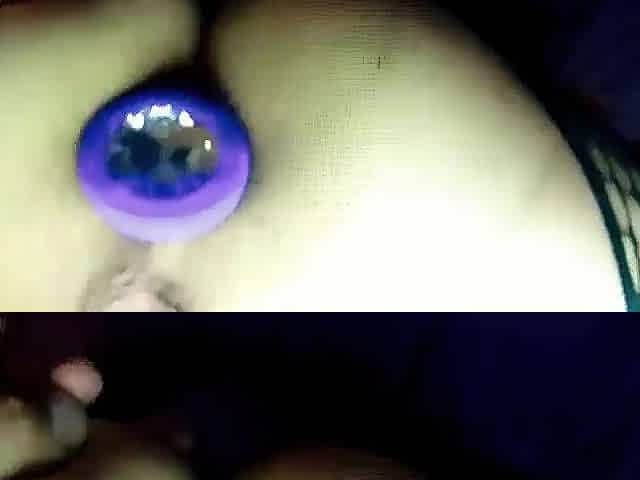 Slender older model and amateur sex