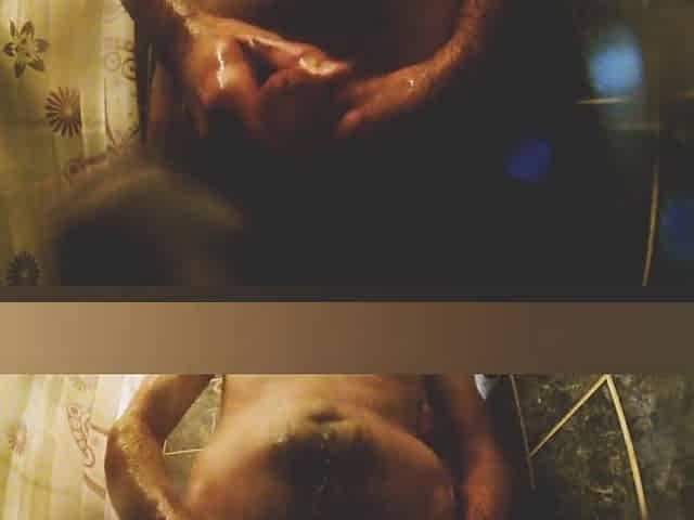 I masturbate in the shower __RoyalKinng__