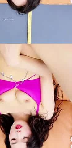 Amateur Webcam Cute Teen Plays Solo with Big Dildo