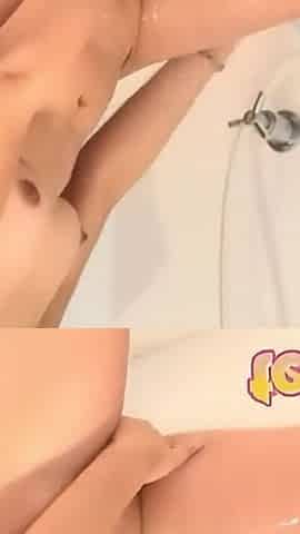 Sexy Colombiana Latina Teen Lilly in Shower Masturbating