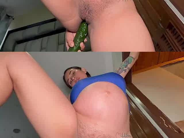 Hawt preggy woman masturbates her booty with a cucumber