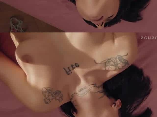 Real Amateur Teen 18+ College Girls Lezzing Up And Licking Pussy