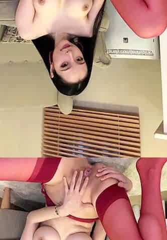 Blonde With Natural Big Boobs Loves Putting A Toy In Her