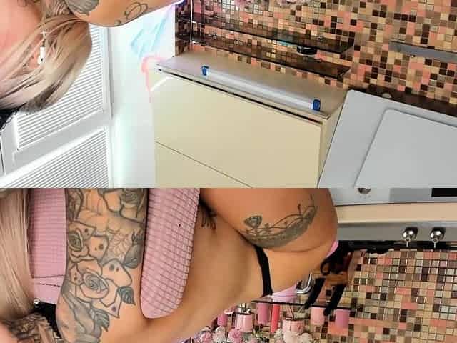 Masturbating blonde plays with her toy and cant get enough