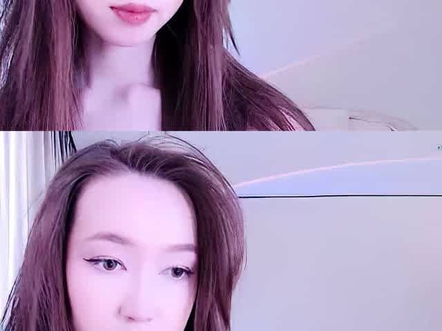 Amateur Blonde Teen Plays Solo with Toy Webcam Porn