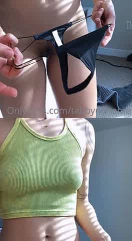 Cute amateur webcam teen girl toying pussy on webcam