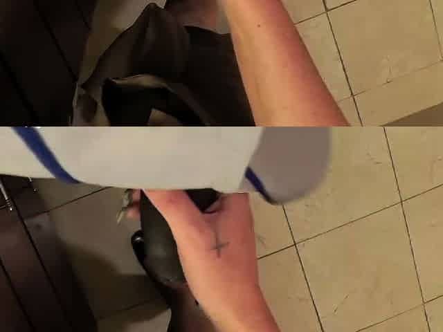 Short hair brunette fuck a big cock cumshot