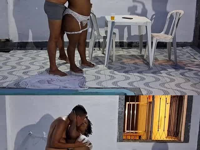 That guy ate the cuckold's wife in the pool.