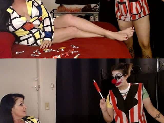 Lesbian Strapon Clown Cosplay Balloons Bouncing Tits Orgasm