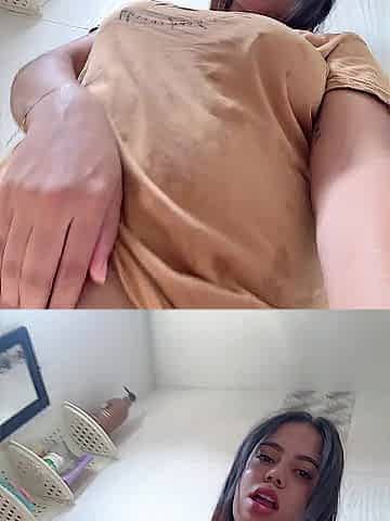 wet mother i'd like to fuck plays in the shower with her chubby cunt