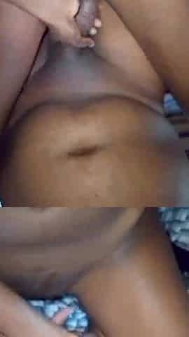 Sexy Kenyan angel shows Afro fire in couch