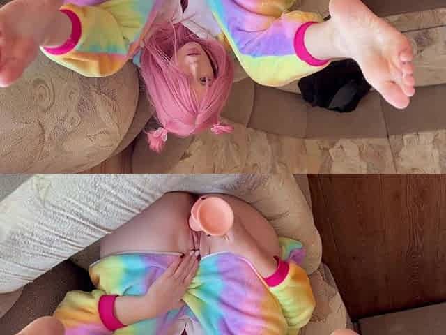 Stepsister Cums While Her Parents Are Not Home
