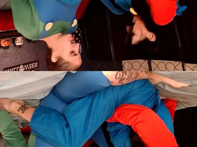 Lesbian Cosplay Mario and Luigi Scissoring