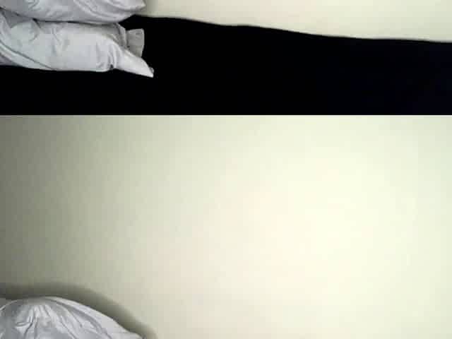 Amateur Webcam Teen Flashes Masturbates