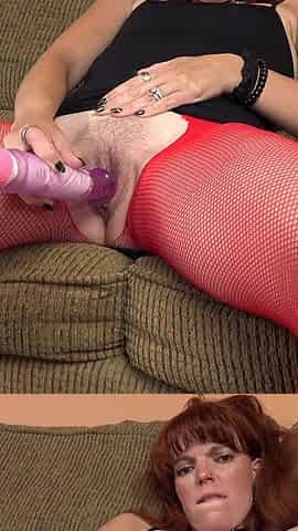 Aurora Foxe Makes Magic with Her Vibrator