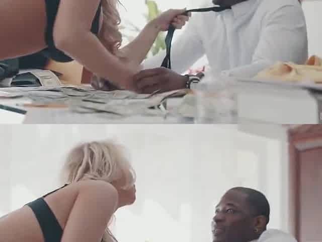 The Office Seductress Sucks Long Ebony Dick