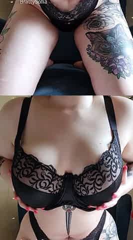 Big boobs milf masturbates with her dildo