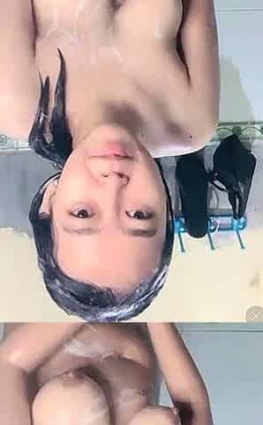 Amateur Asian Webcam Strip Masturbation