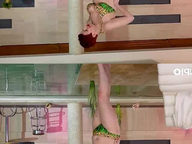 Breasty mother I'd like to fuck Lisa Pinelli In An Private Solo Scene